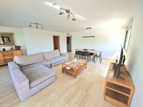 Piso en Marina Botafoch-Platja de Talamanca