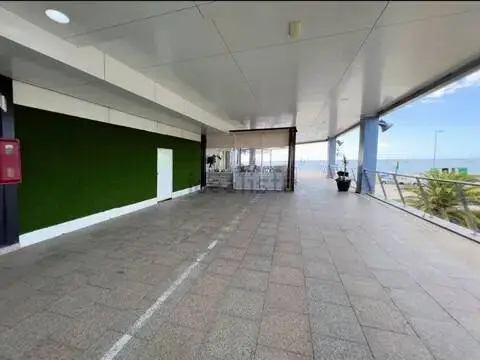 Local comercial en calle Mar Blanco