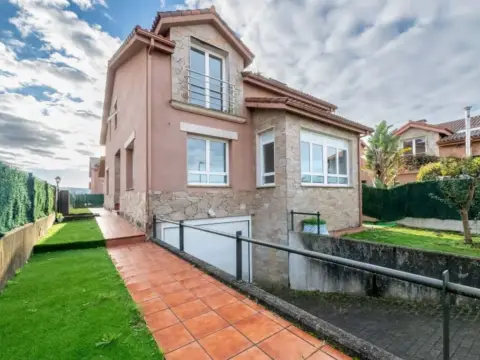 Chalet en A Carreira