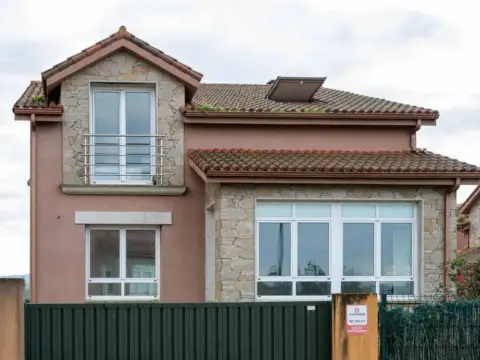 Chalet en A Carreira