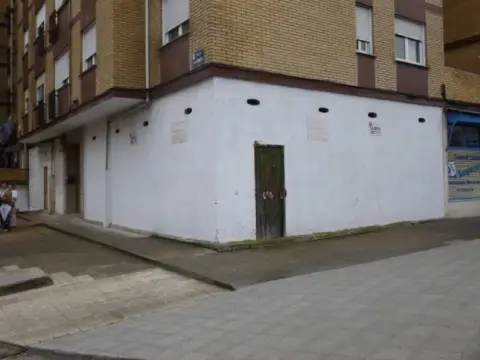 Local comercial en Corvera de Asturias