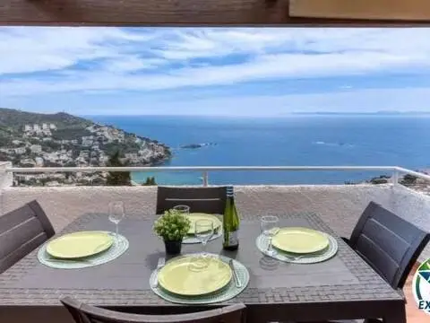 Chalet en Port Esportiu-Canyelles-Puig Rom