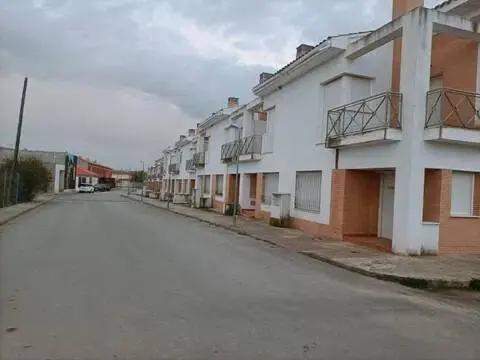 Casa adosada en Mascaraque