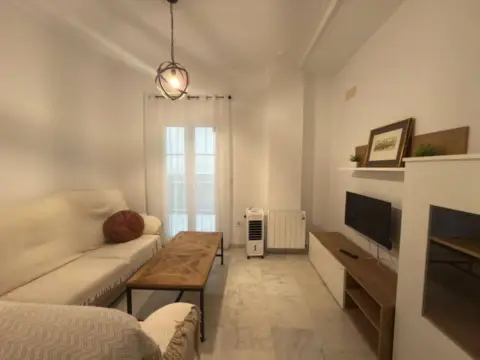 Piso en El Pópulo-Santa María