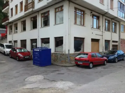 Local comercial en Valdés