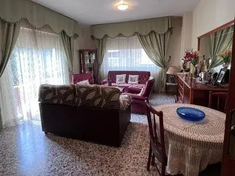 Piso en Los Dolores-Los Gabatos-Hispanoamérica