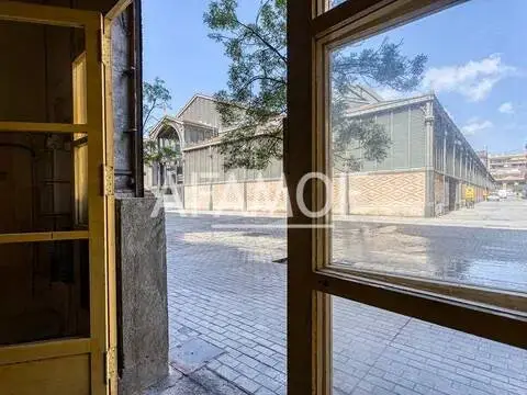 Local comercial en Sant Pere-Santa Caterina-La Ribera