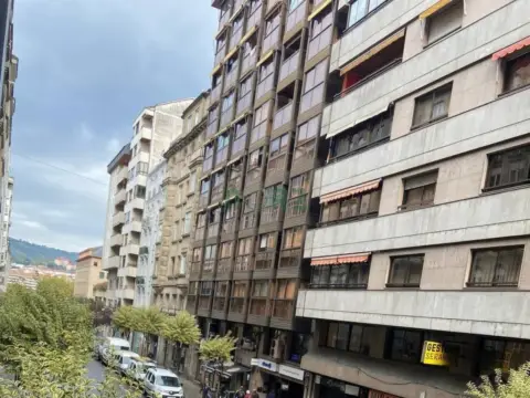 Oficina en A Carballeira