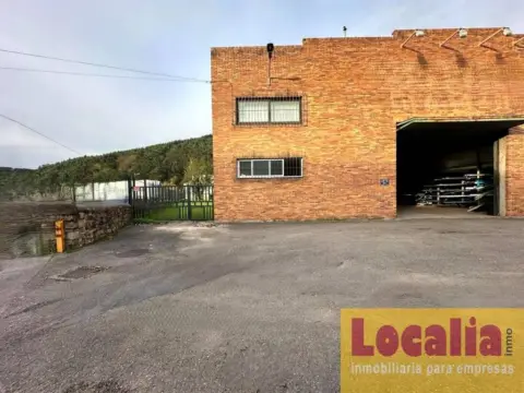 Nave industrial en Cartes