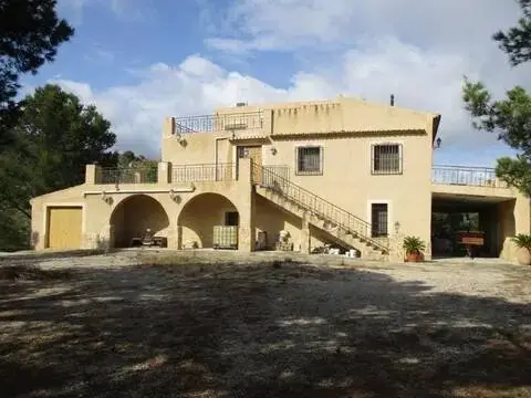 Casa rústica en Relleu