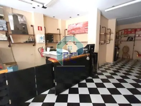 Local comercial en Centro-Corredera