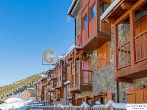 Pis de 1 habitacions en venda a Canillo · 17 de 45