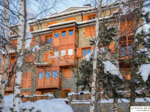 Pis de 1 habitacions en venda a Canillo · 22 de 45