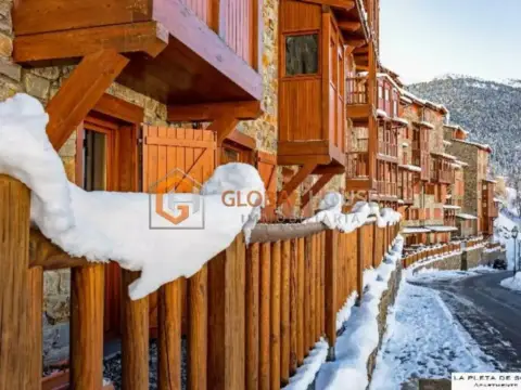 Pis de 1 habitacions en venda a Canillo · 24 de 45