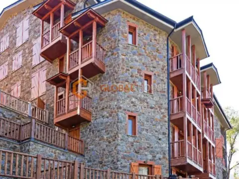Pis de 1 habitacions en venda a Canillo · 30 de 45