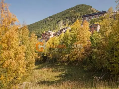 Pis de 1 habitacions en venda a Canillo · 31 de 45