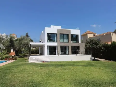 Chalet en Nueva Andalucía-Centro