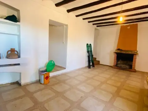 Casa rústica en Vall d'Alba