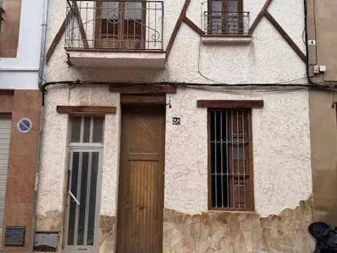 Casa en El Castellar-L'Oliveral