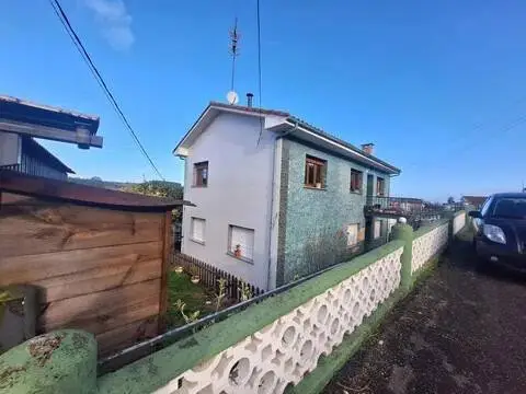 Casa adosada en Castrillón
