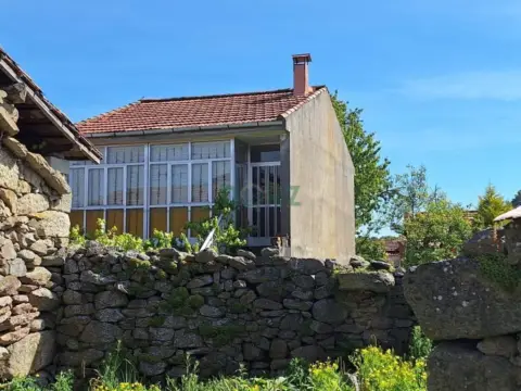 Casa rústica en A Torre (Porqueira)