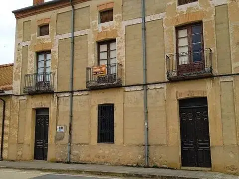 Casa adosada en calle Real