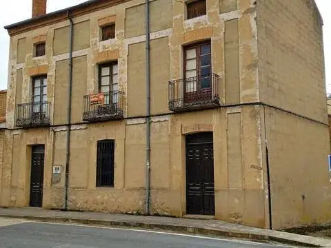Casa adosada en calle Real