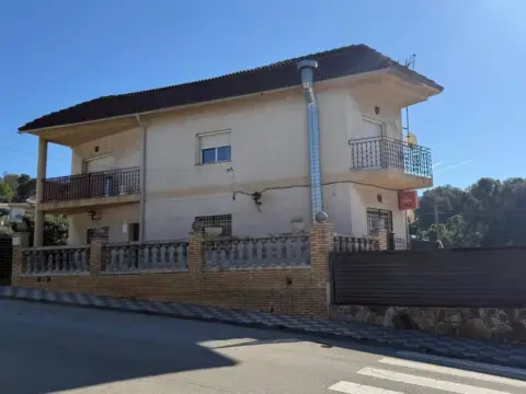 Casa en Abrera