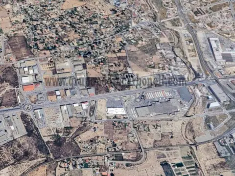 Nave industrial en Matola-La Foia-Las Bayas-La Marina