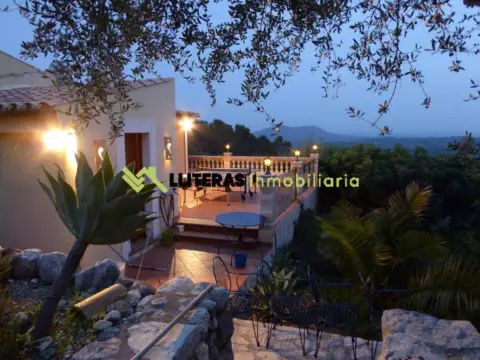 Casa rústica en Selva