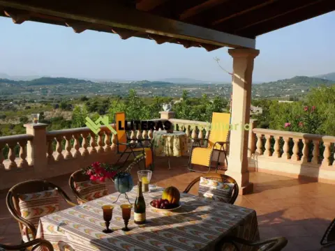 Casa rústica en Selva