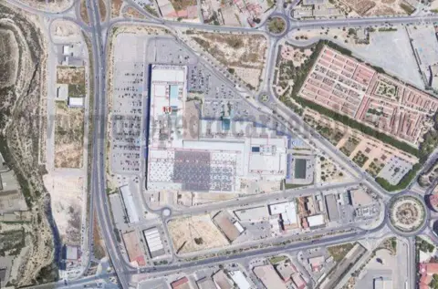 Nave industrial en Carrús Oeste-El Toscar