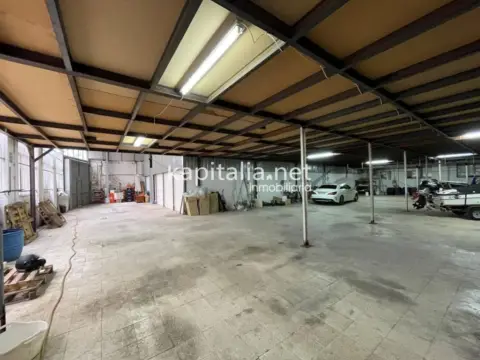 Nave industrial en Bocairent