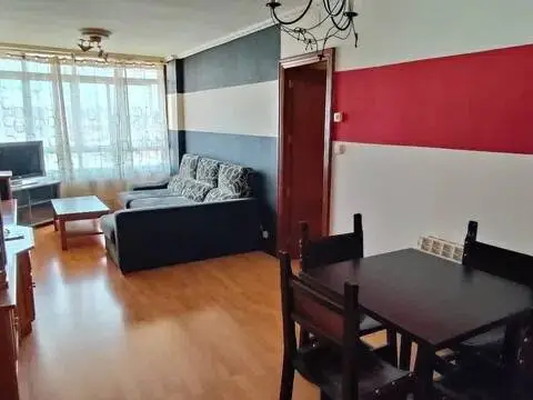 Piso en Avenida de Cantabria