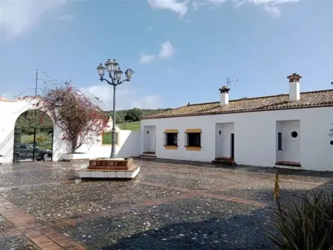 Casa rústica en Jimena de la Frontera