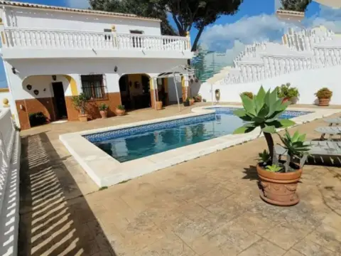 Chalet en calle Poligono Las Pilas, 24