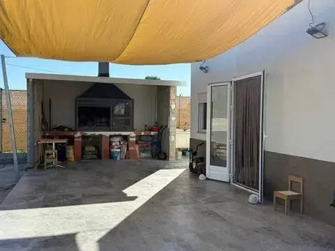 Chalet en calle Conde de Almódovar