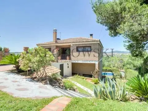 Chalet en Riba-roja de Túria