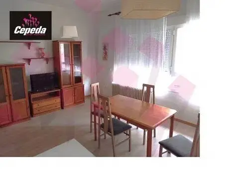 Piso en Ronda de la Ciruela