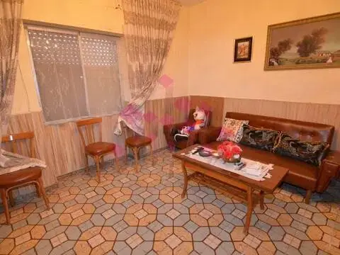 Casa adosada en Carrión de Calatrava