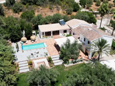 Casa rústica en Periana