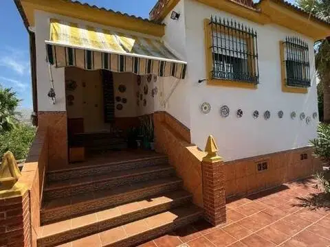 Chalet en Álora