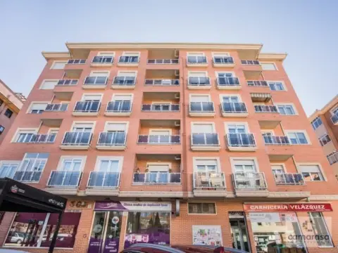 Piso en Ávila Capital