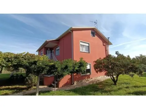 Chalet en Ares