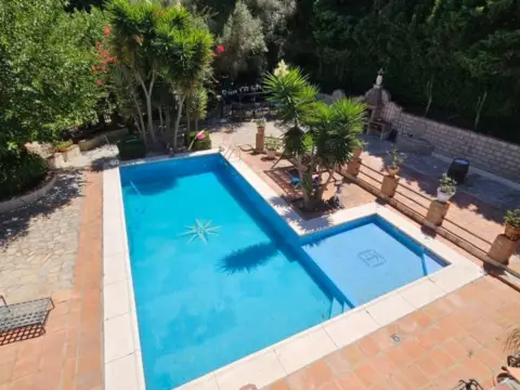 Casa en calle Manantialesduque