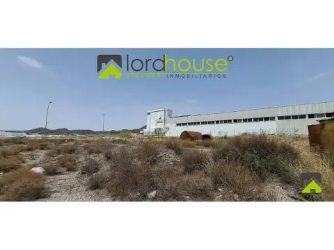 Nave industrial en Lorca