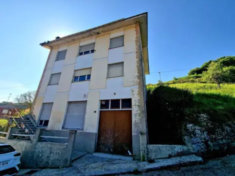 Casa en calle Curión