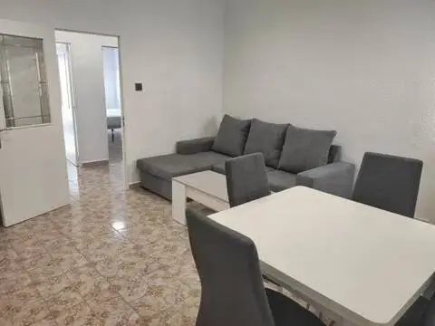Piso en Hospital-Parque Sur