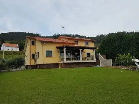 Chalet en calle Lamelas No Number