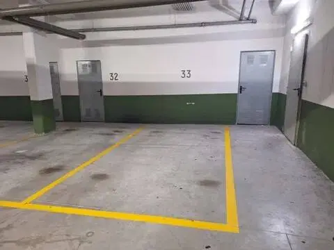 Garaje en calle Lakuaburua